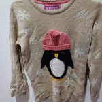 تعدادی لباس در حد نو