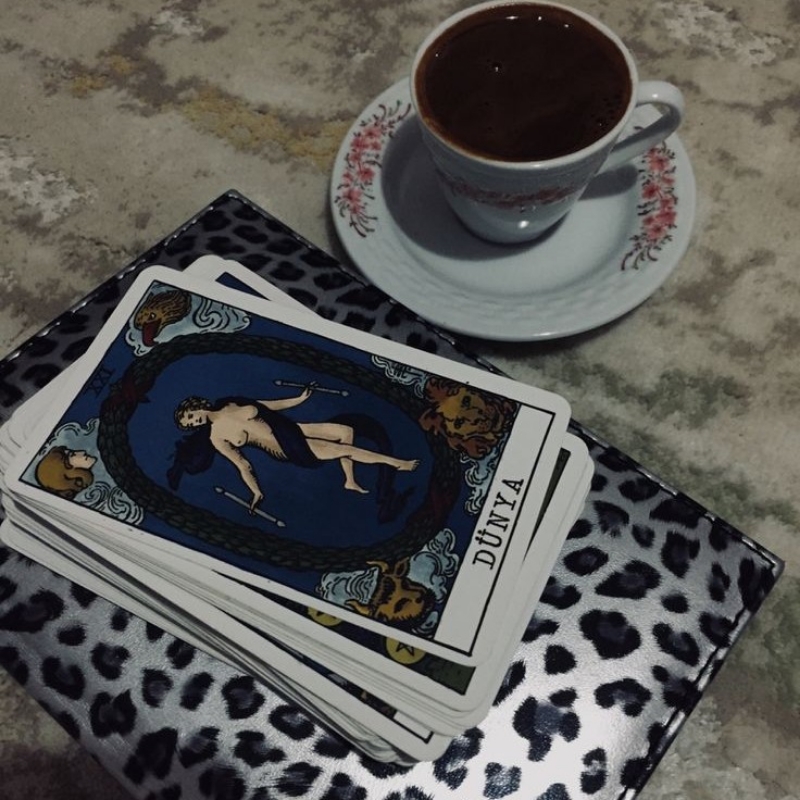 اموزش فال تاروت بدون اینکه حس قوی داشته باشی