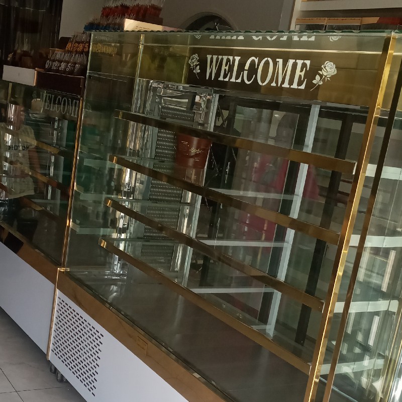 یخچال ویترینی ۲در۲