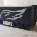 کامیون بزرگ فلزی