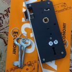 قفل ودست گیر