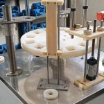 دستگاه  پرکن و درب بند مایعات و مواد پودری