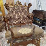 مبل سلطنتی ۷ نفره به همراه جلو مبلی و دو عدد عسلی