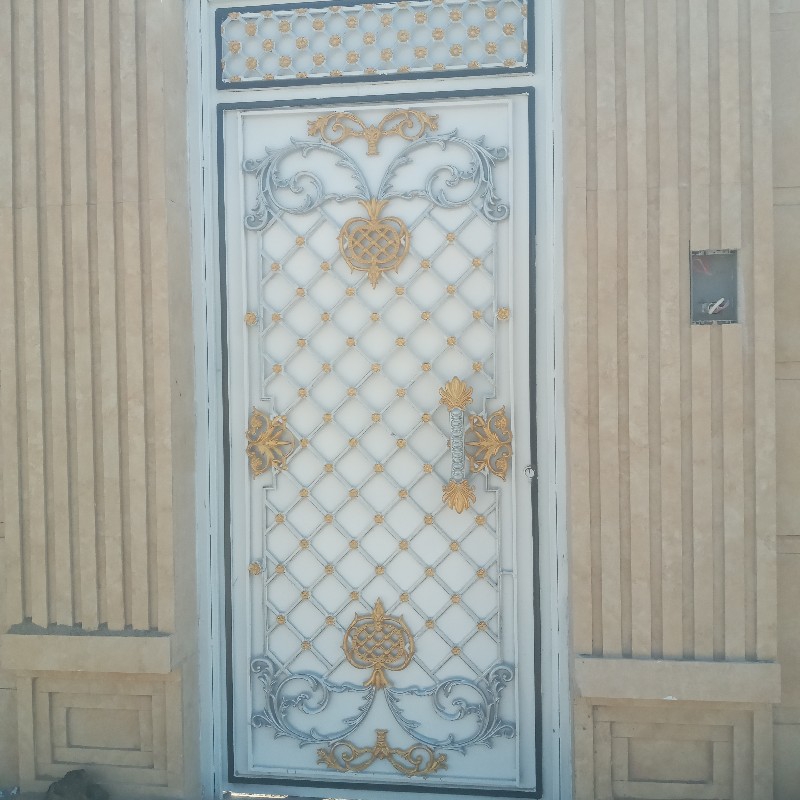 رنگ امیزی ساختمان