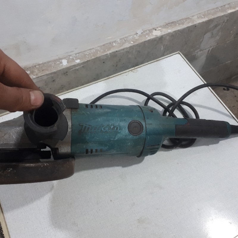 سنگ فرز ماکیتا