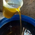 روغن زیتون زیتون کنسروی  و رب انار