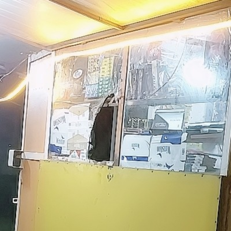 فروشنده دکه کویسک