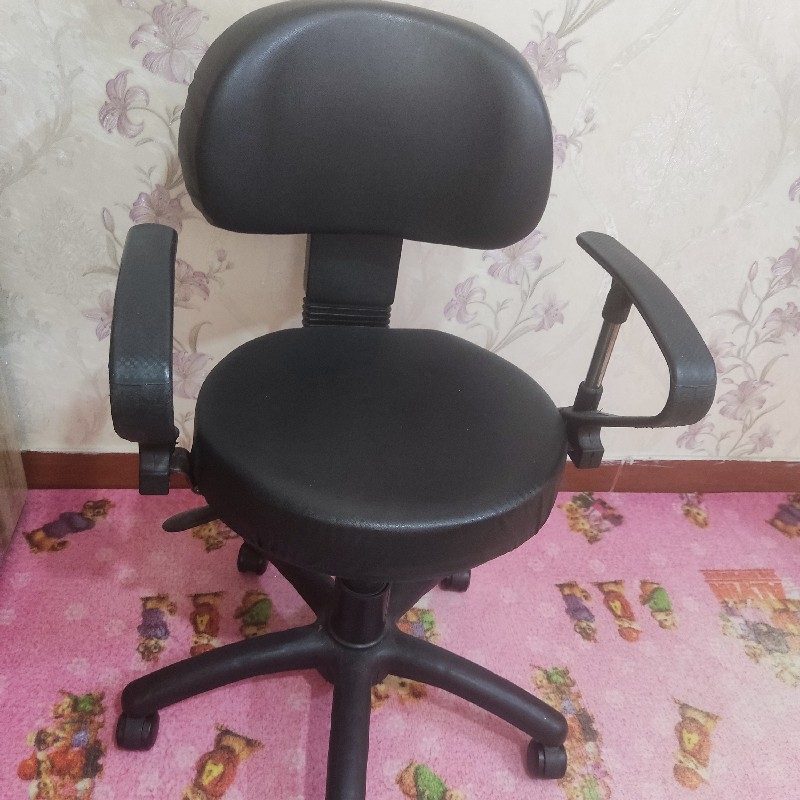 صندلی  چرخ دار  درحد نو