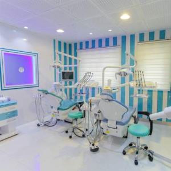 دستیار دندانپزشک