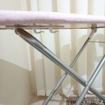 میز اتو ایستاده پریزدار پایه بلند فلزی مقاوم مدل کلاسیک