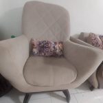 مبلمان ۷ نفره و ۶ عدد صندلی ناهارخوری