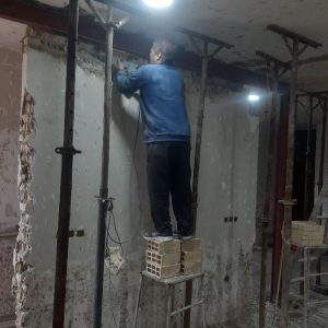 کاشی کاری بنایی تخریبکاری  لوله کشی برقکاری درهمه نقاط