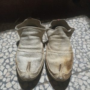 گیوه قدیمی در حد نو….