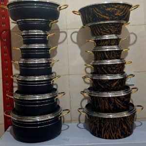 قابلمه۱۴ تکه شارنیک دور استیل پلنگی چدن زنبوری مفت