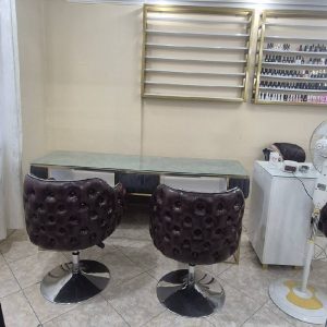 اجاره میز ناخن با اجاره اتاق