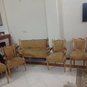 مبل سلطنتی در حد نو قیمت ۶