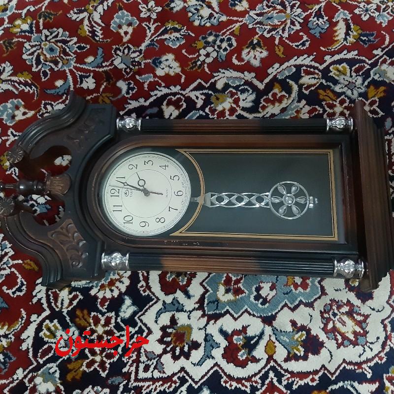ساعت دیواری نو تمیز