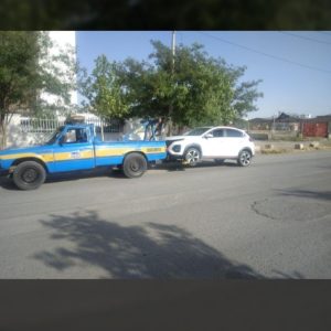 امداد خودرو و یدک کش و چرخگیر شبانه روزی