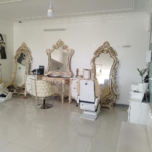 اجاره اتاق و لاین در سالن زیبایی